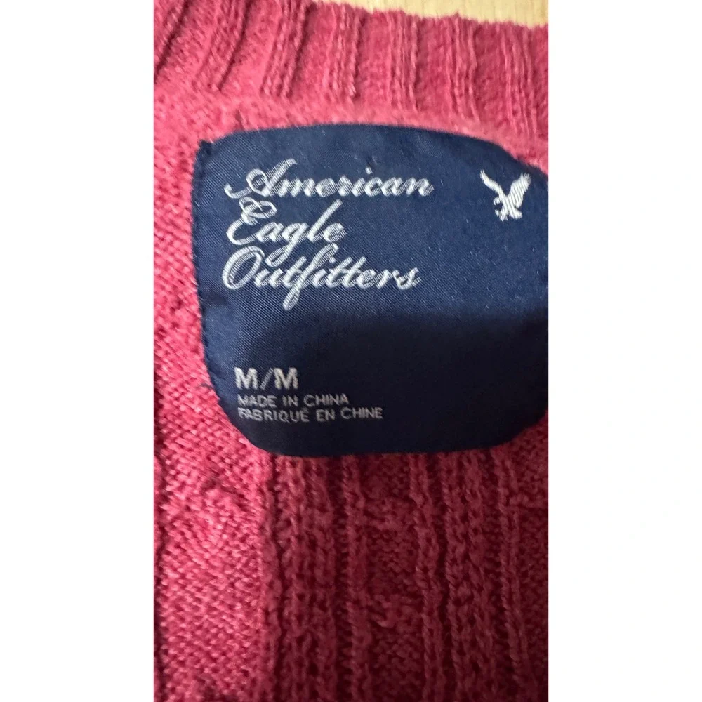 American Eagle Pink Cable‎ Knit V-Neck Sweater Medium Long Sleeve Slim Fit